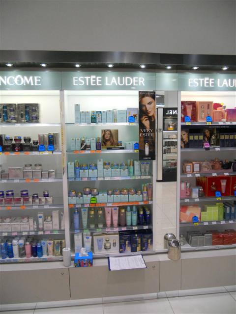 Рекламное агентство ПРИЗМА Петрозаводск Карелия мерчандайзинг Estee Lauder Рив Гош РА ПРИЗМА Петрозаводск Карелия Мерчандайзинг Estee Lauder Рив Гош